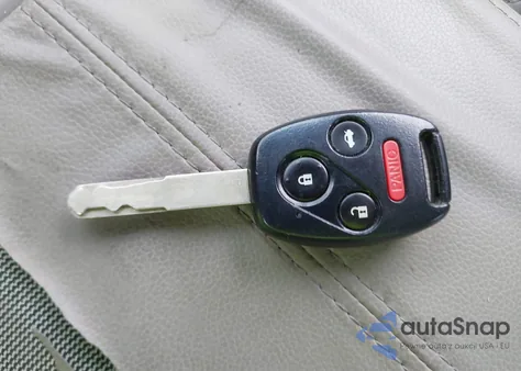 2008 Honda Accord 2.4 Ex-L из США, поврежденный, VIN 1HGCP26838A097008